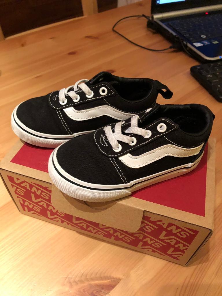 size 6 infant vans